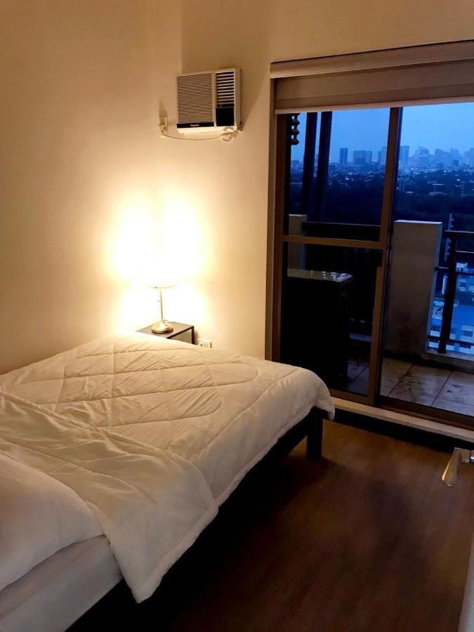 Casa Antonio At Fairway Terraces Family Penthouse 2Br Wi-Fi Nr Golf, Airport, Fort Bgc Manila Exteriér fotografie