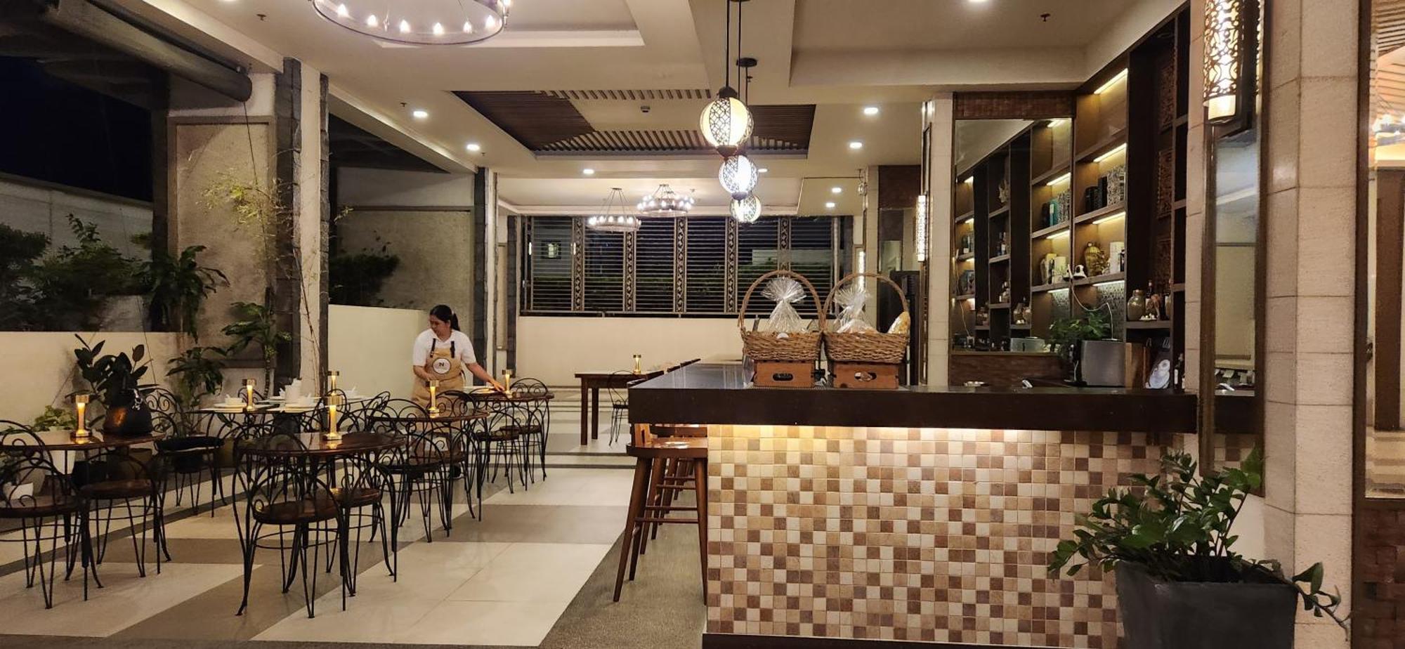 Casa Antonio At Fairway Terraces Family Penthouse 2Br Wi-Fi Nr Golf, Airport, Fort Bgc Manila Exteriér fotografie