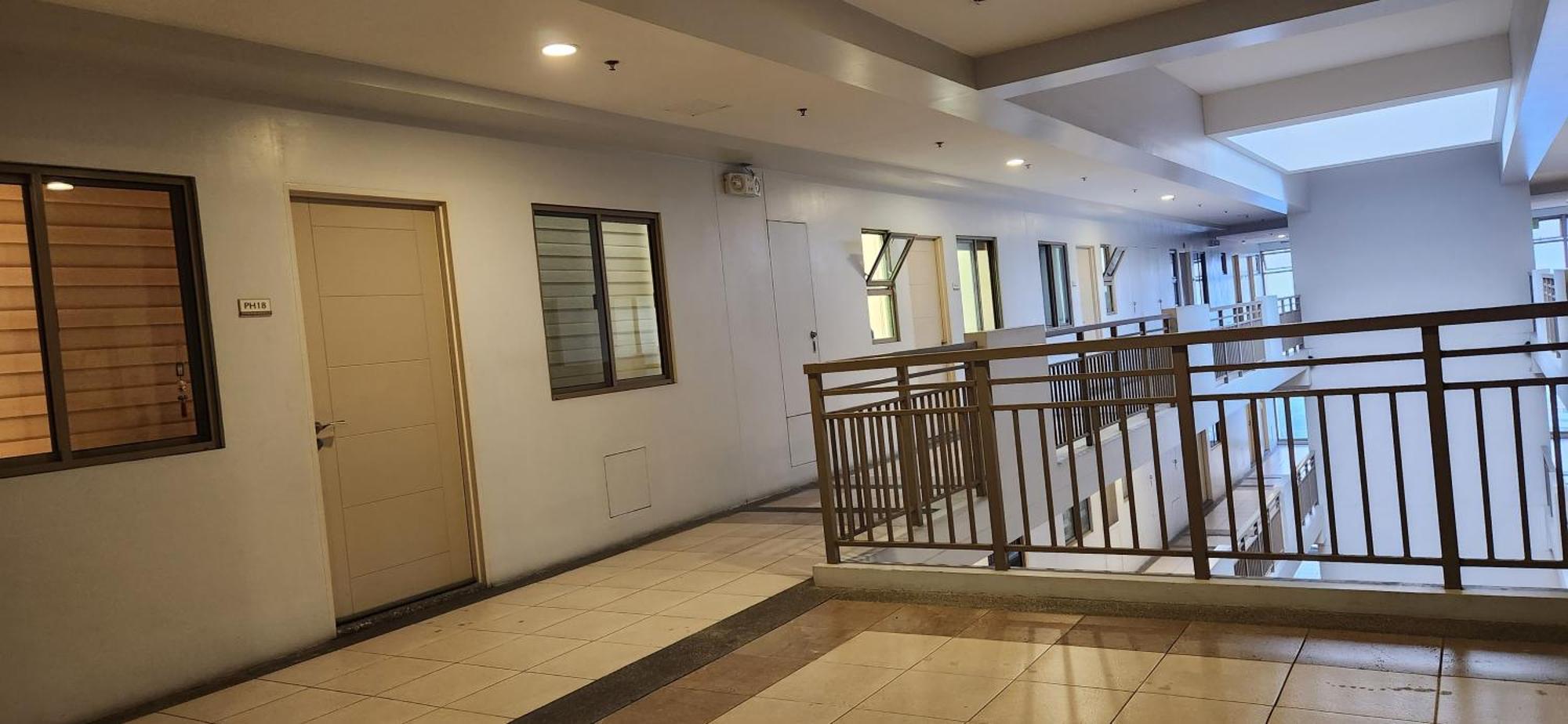 Casa Antonio At Fairway Terraces Family Penthouse 2Br Wi-Fi Nr Golf, Airport, Fort Bgc Manila Exteriér fotografie
