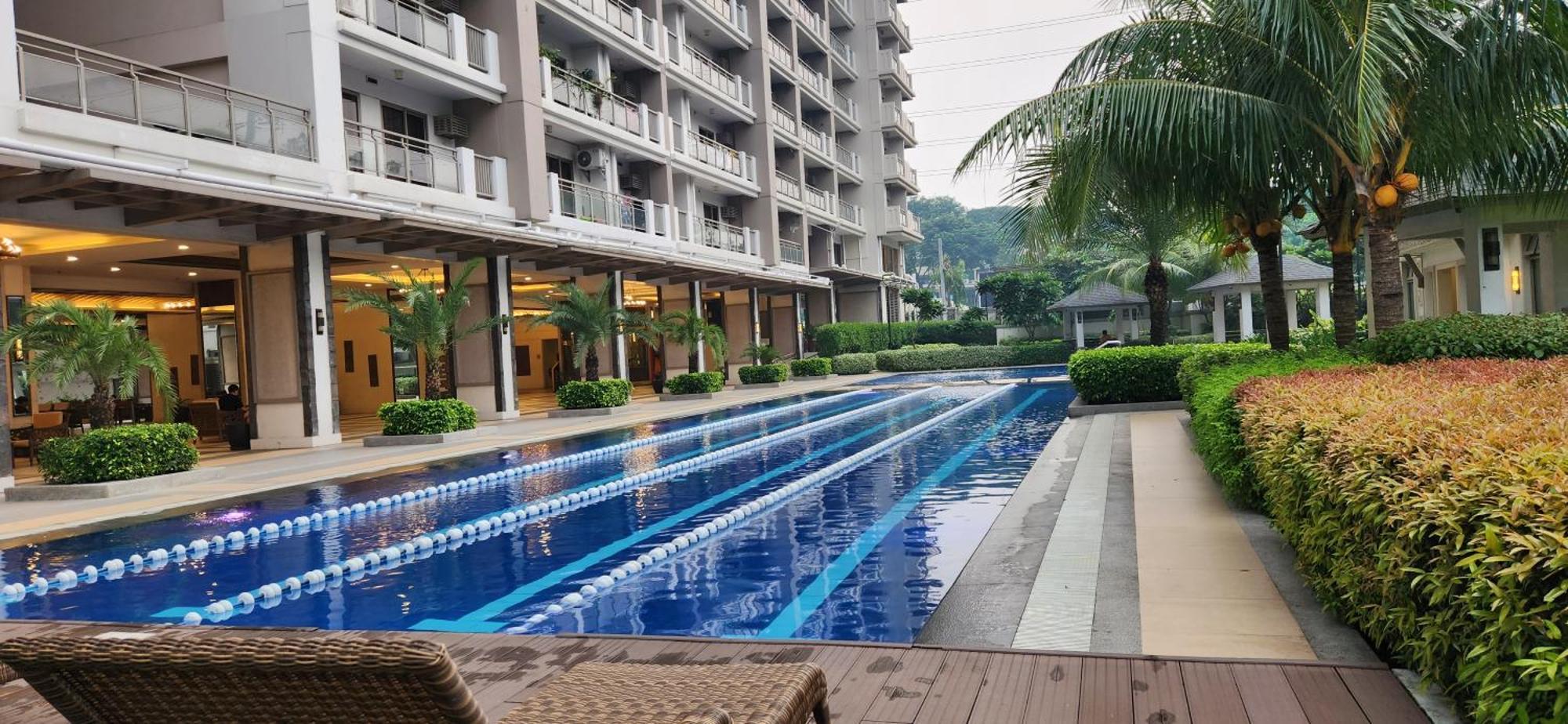 Casa Antonio At Fairway Terraces Family Penthouse 2Br Wi-Fi Nr Golf, Airport, Fort Bgc Manila Exteriér fotografie